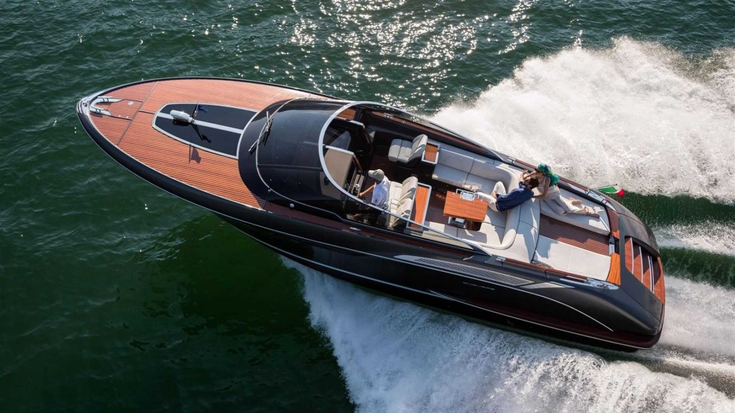 Rivamare: the new Riva icon - Lee Marine