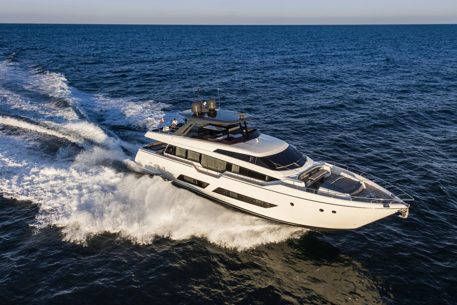 FERRETTI YACHTS 850 NAV-389